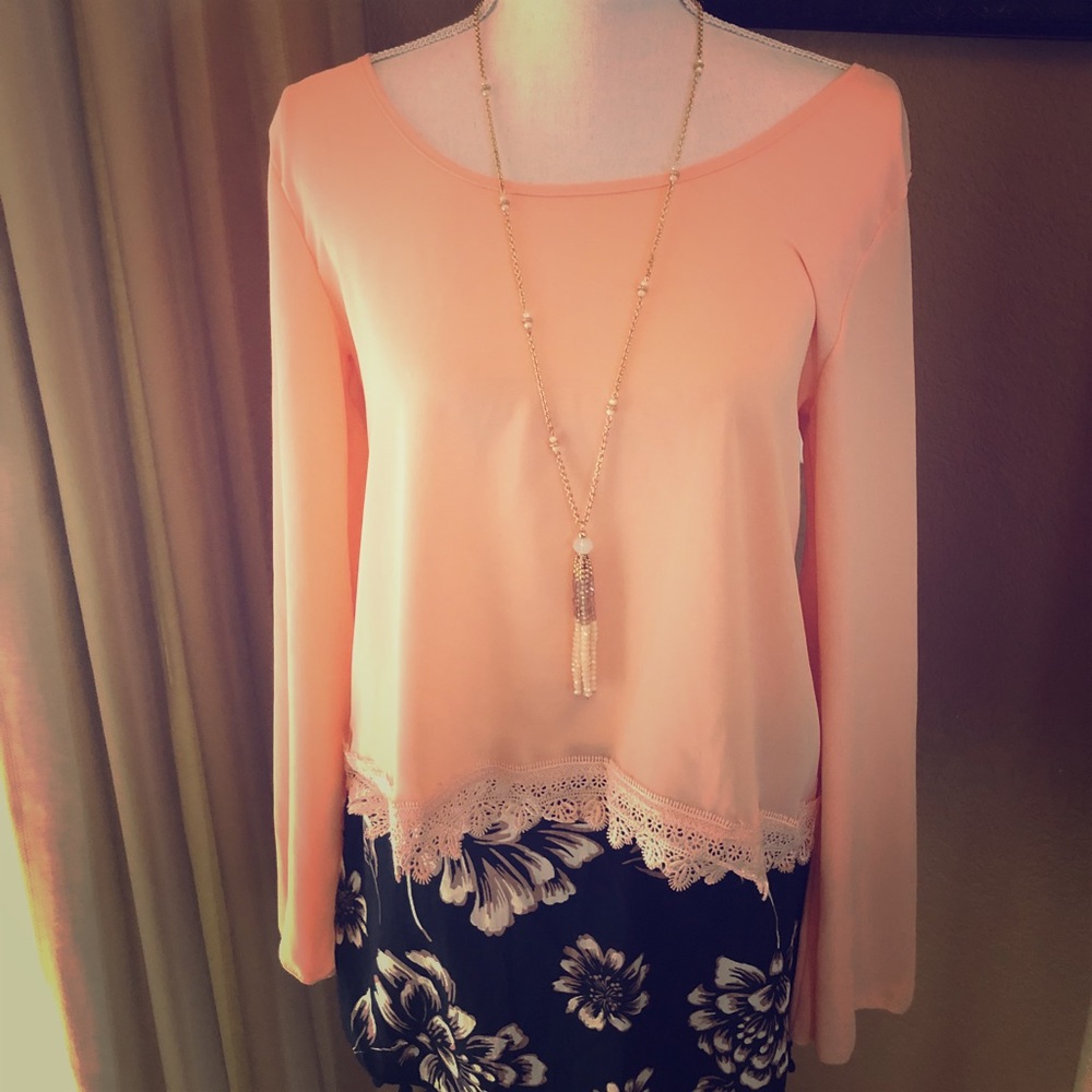 Blush Lace Trim Blouse Sz M